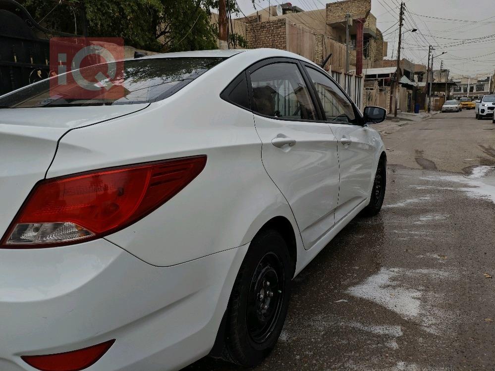 هیوندای ئەکسنت